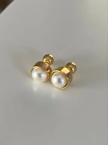 골드 메탈 펄 귀걸이 미라 오웬