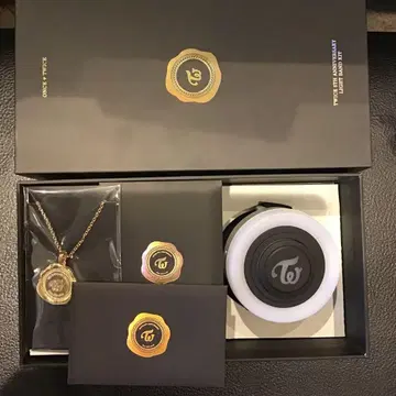 TWICE 응원봉 세트 목걸이 포함