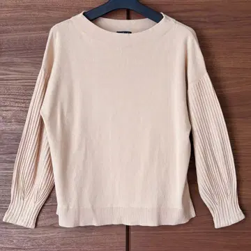 INDIVI 소매 리브 디자인 니트