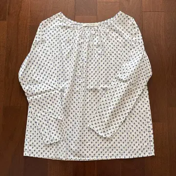 발도로므 꽃무늬 코튼 긴팔 블라우스