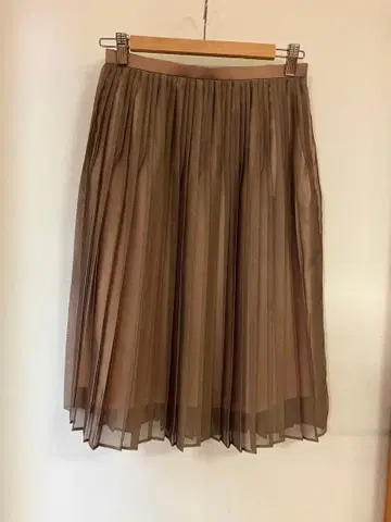 * NEWYORKER 플리츠 스커트*