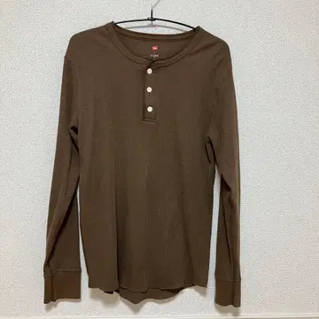 SLOBE 브라운 헨리넥 긴팔 T셔츠