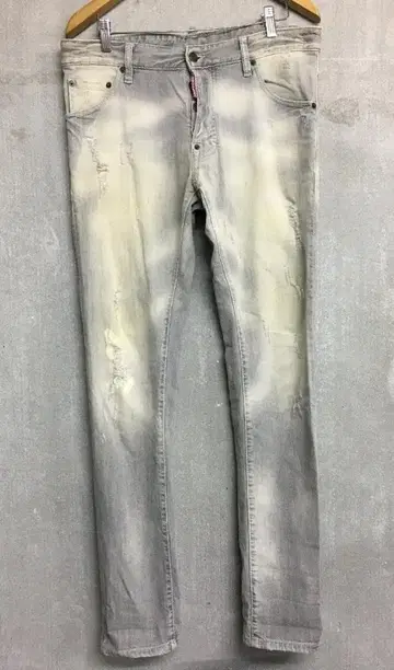 디스퀘어드 DSQUARED2 데미지 가공 슬림 데님 48