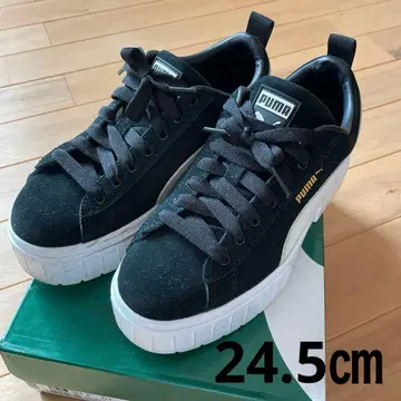 PUMA 통굽 블랙 스니커즈