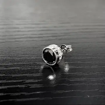 AVALANCHE(아발란치) 10K 화이트 골드 귀걸이 7mm