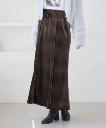 [ 새상품 ] VIS 벨로아 내로우 스커트 다크 브라운 M 사이즈