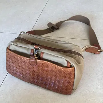 BUTTERO 부테로 캔버스&가죽 바디백 이탈리아제