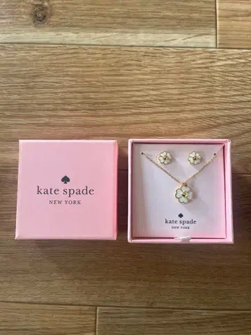 케이트 스페이드 목걸이와 귀찌 세트