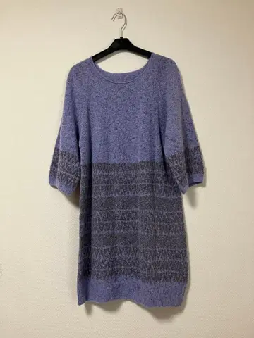 PINORE 연보라 볼륨 슬리브 튜닉 40