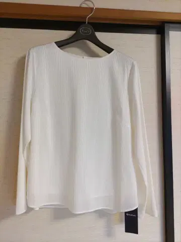 [택 포함 새상품] 화이트 긴팔 셔츠 사이즈 2(38)