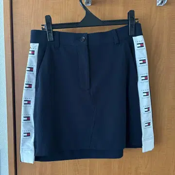 TOMMY HILFIGER 골프 스커트 네이비