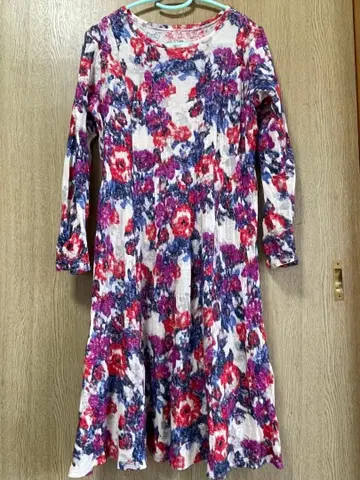 새상품급 히로코비스 11호 하늘하늘 부드러운 꽃무늬 원피스