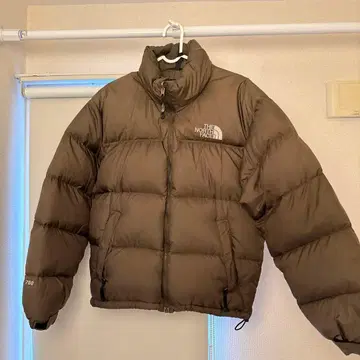 THE NORTH FACE 눕시 700 다운 자켓