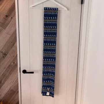 VIA SPARE 기하학 패턴 머플러