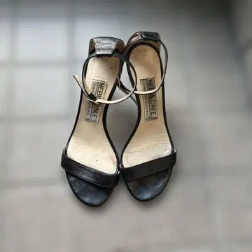 Nebloni 블랙 스트랩 샌들 36/5