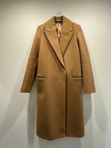 COS 베이지 체스터 코트