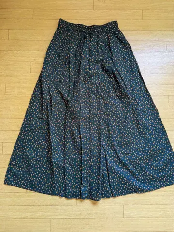 Lugnoncure 플레어 롱 스커트