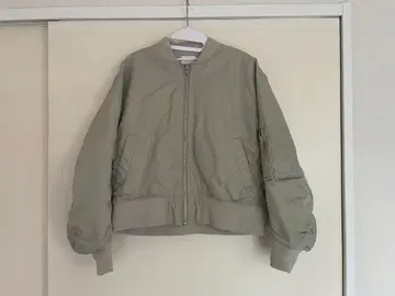 [ 세탁 완료 ] Mila Owen 소매 볼륨 컴팩트 MA-1 아이보리