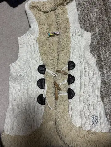 ROXY 퍼 니트 베스트