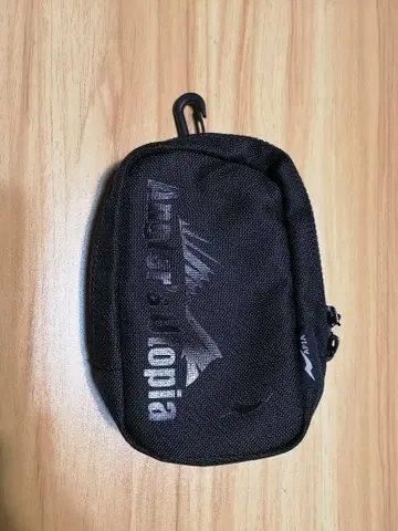 APIA 아피아 파우치