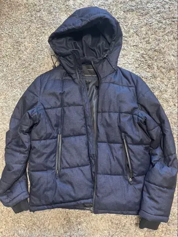 ZARA 네이비 다운 자켓 M 사이즈