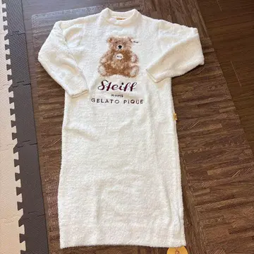새상품 젤라또피케 Steiff 콜라보 복슬복슬 원피스