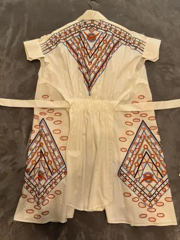 EMILIO PUCCI (에밀리오 푸치) 자수 디자인 셔츠 원피스