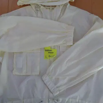 GOODDAY Mood 화이트 자켓 L 사이즈