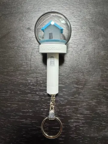 BOYNEXTDOOR 응원봉 키링