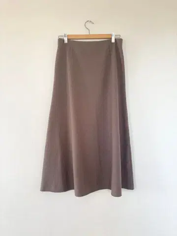 데미룩스 빔즈 압축 밀드 플레어 스커트 38