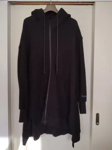 블랙 롱 후드티 후드 부착