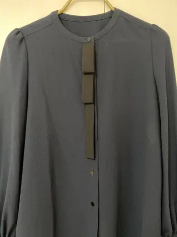 ANAYI 조젯 블라우스 네이비