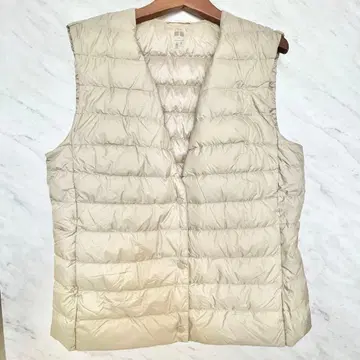 UNIQLO 울트라 라이트 다운 XL 다운 베스트