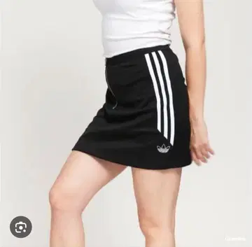 아디다스 미니 스커트