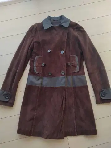 스포츠 맥스 코드 가죽 코트