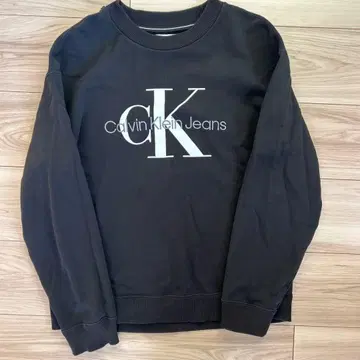 캘빈클라인 맨투맨 S