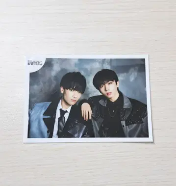 겐인와 지분니. 나가노 료타 무토 준 브로마이드