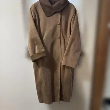 브라운 롱 코트 큰 옷깃