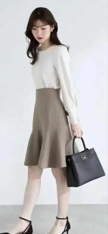 [ 새상품급 ] 프로포션 바디 드레싱 머메이드 스커트