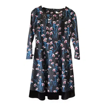 택 포함 새상품 슈퍼 뷰티 꽃무늬 비쥬 포함 7부 소매 원피스 118