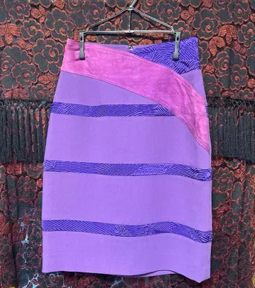 퍼플 타이트 스커트