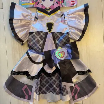 너와 아이돌 프리큐어 큐어 키스 프리츄움 의상