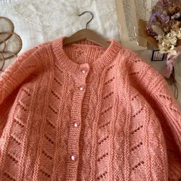 빈티지 앤티크 쇼와 레트로 핸드메이드 구제 의류 핑크 니트 가디건