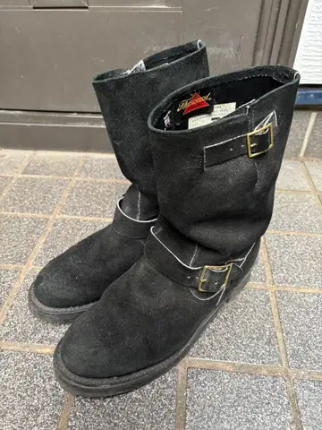 솔로굿 블랙 스웨이드 엔지니어 부츠