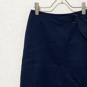 green label relaxing 무릎 기장 스커트 랩 스커트풍 심플