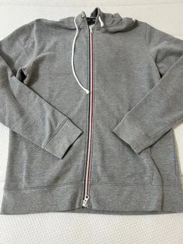 BEAMS 그레이 후드 부착 후드티