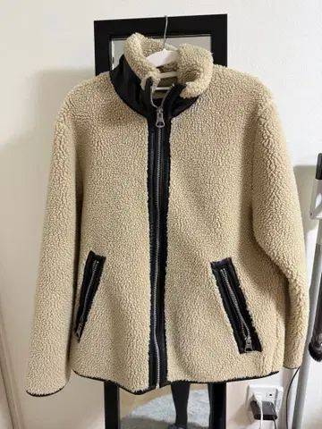 보아 자켓 베이지 거의 새상품