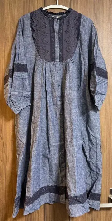 SM2 자수 네이비 계열 롱 원피스