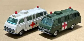 토미카 도요타 하이에이스 커뮤터 2대 세트