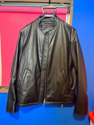 블랙 가죽 자켓